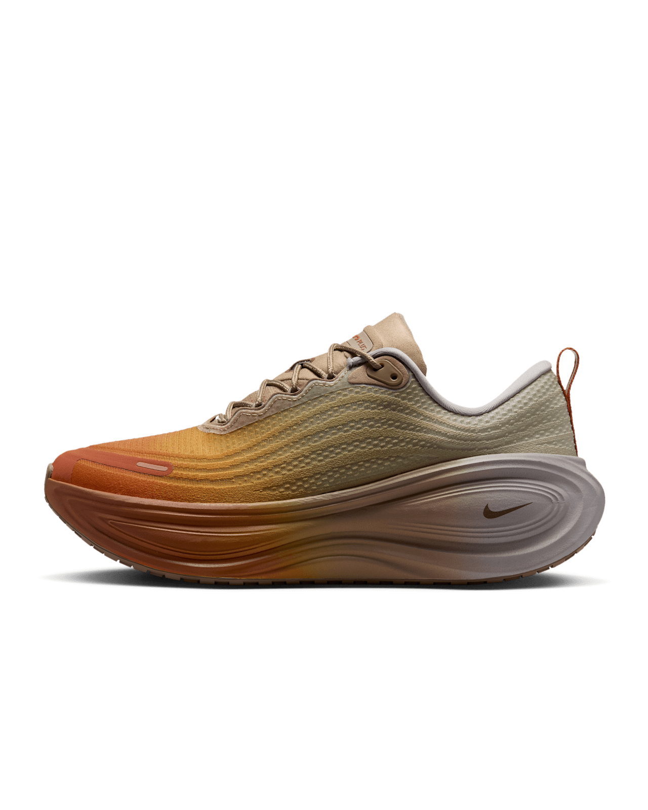 NIKE公式】ボメロ プラス 'Desert Camo and Ceramic' (IV4522-200